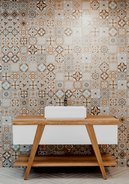baldosas hidráulicas en pared decorativa