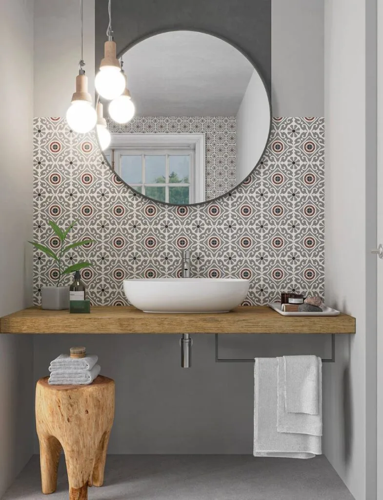 suelo hidráulico combinado con madera en baños